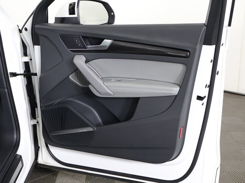 Used 2019 Audi Q5 2.0T Premium Plus w/ Premium Plus Package image 28