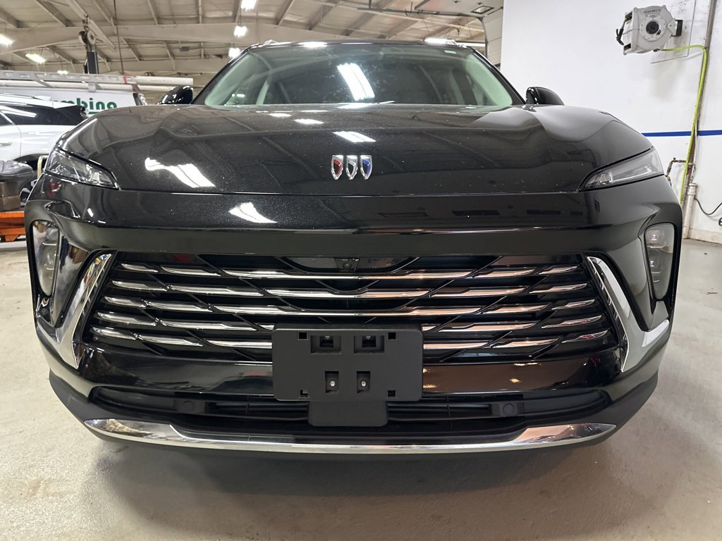 Used 2025 Buick Envision Preferred image 8