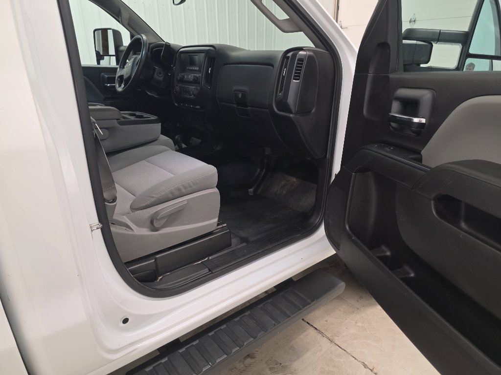 Used 2016 Chevrolet Silverado 2500 W/T w/ WT Convenience Package AWD/4WD image 5