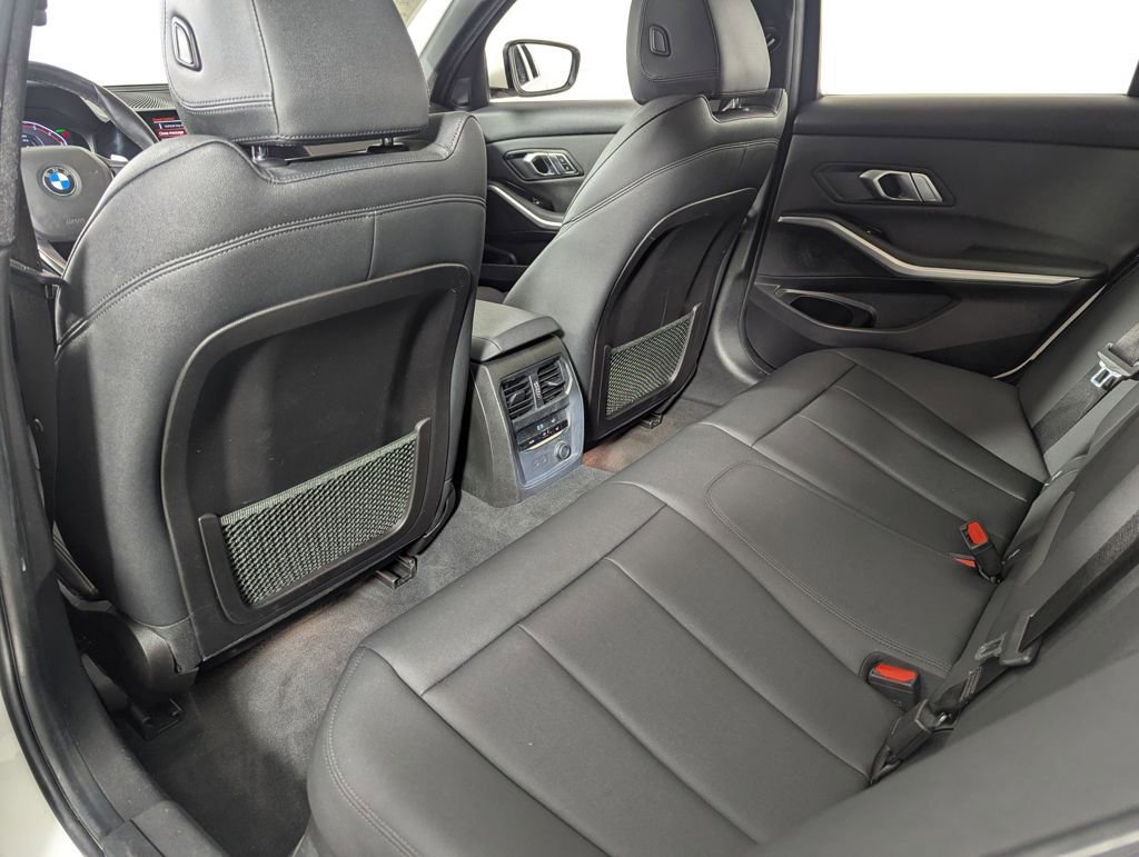 Used 2020 BMW 330i Sedan w/ Convenience Package image 34