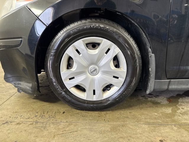 Used 2012 Nissan Versa 1.8 S w/ Plus Pkg FWD image 11