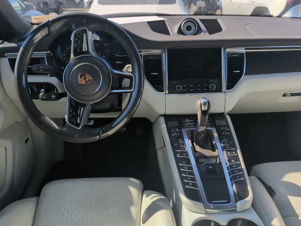 Used 2018 Porsche Macan GTS AWD/4WD image 9