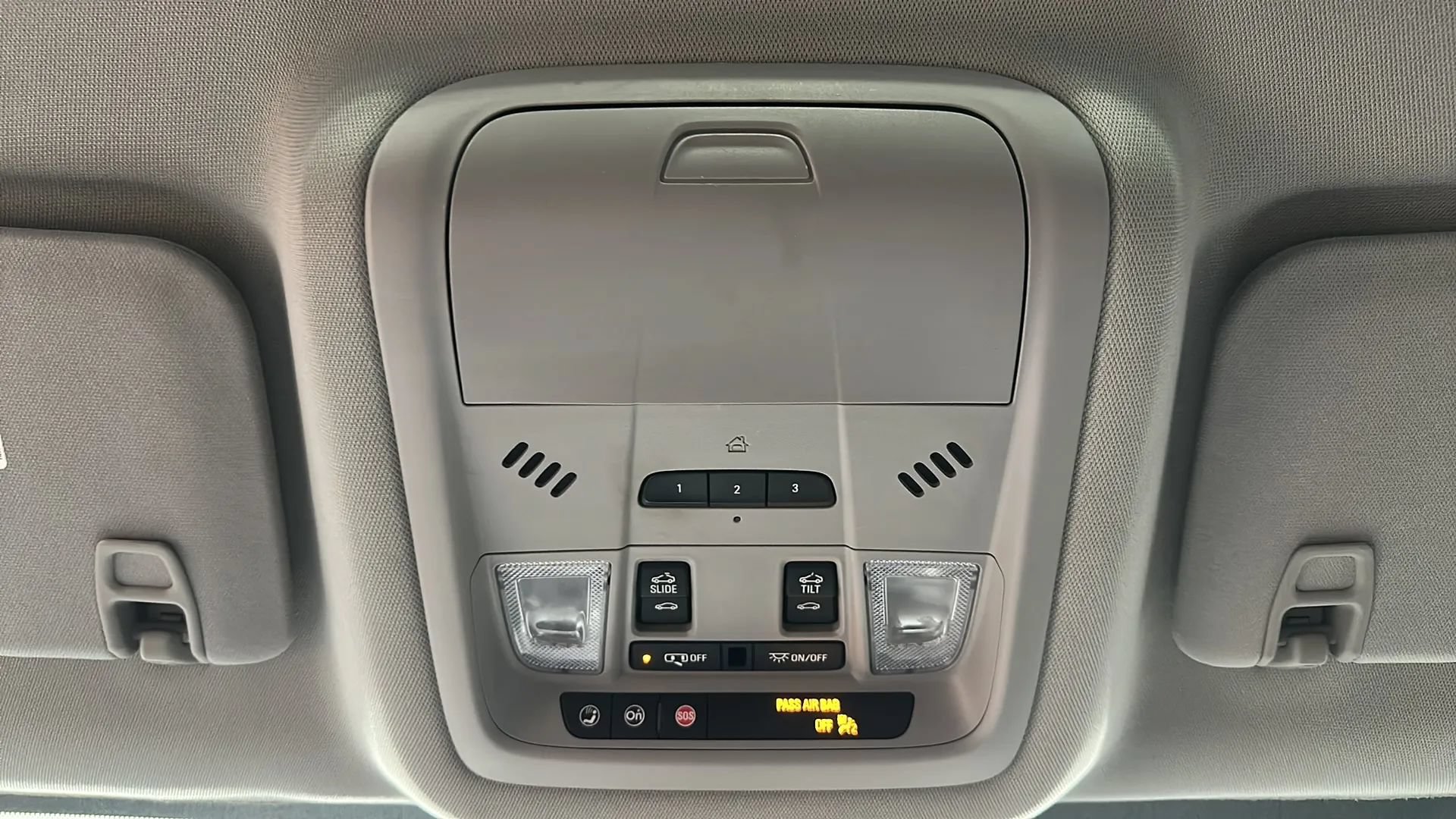 Used 2021 GMC Acadia AT4 w/ LPO, 'HIT The Road' Package AWD/4WD image 30