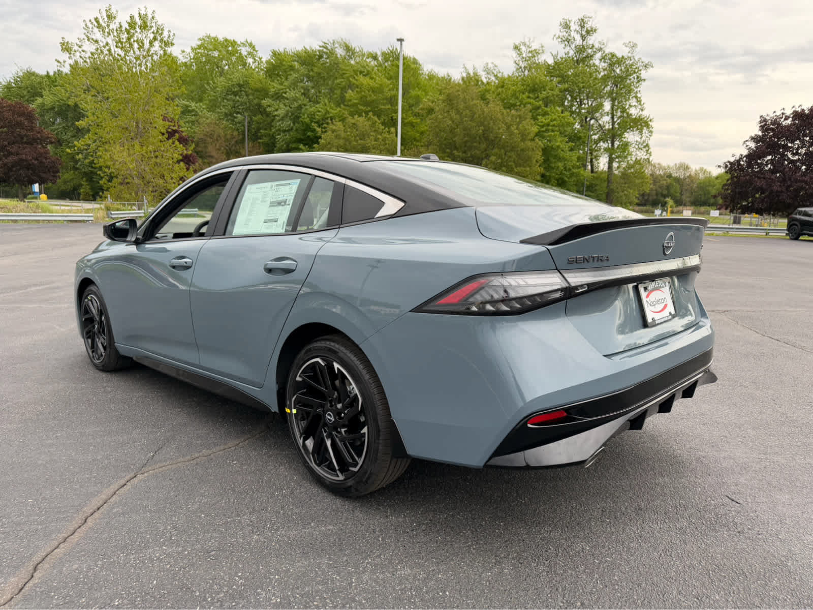New 2026 Nissan Sentra SR FWD image 5