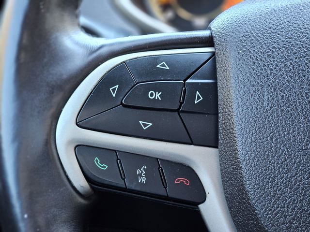 Used 2015 Jeep Cherokee Trailhawk w/ Leather Interior Group image 17