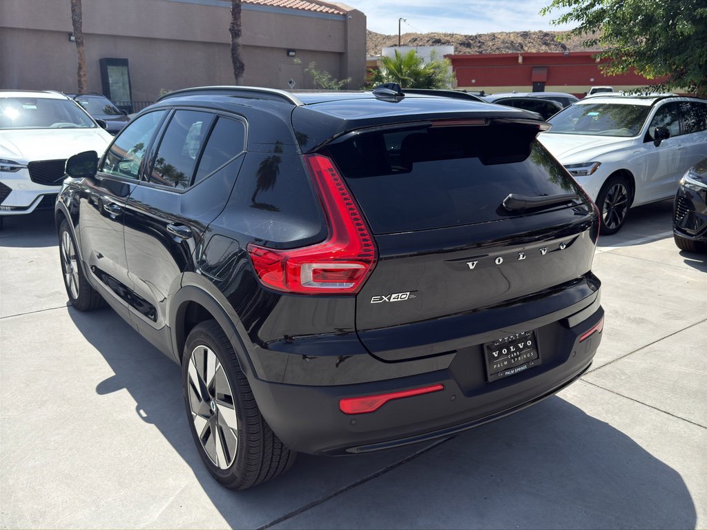 New 2025 Volvo EX40 Core w/ Climate Package AWD/4WD image 5