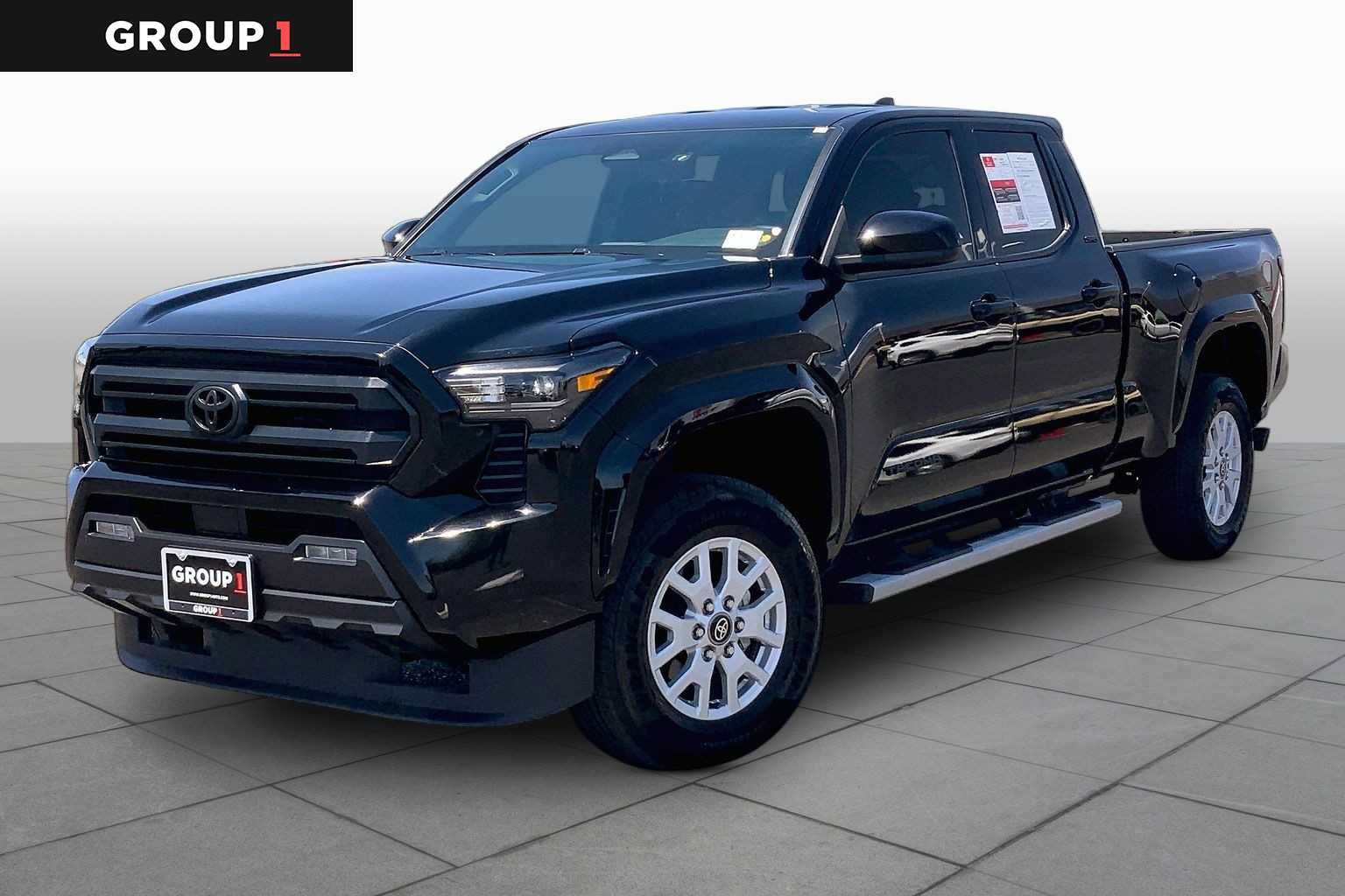 Used 2025 Toyota Tacoma SR5 RWD image 1