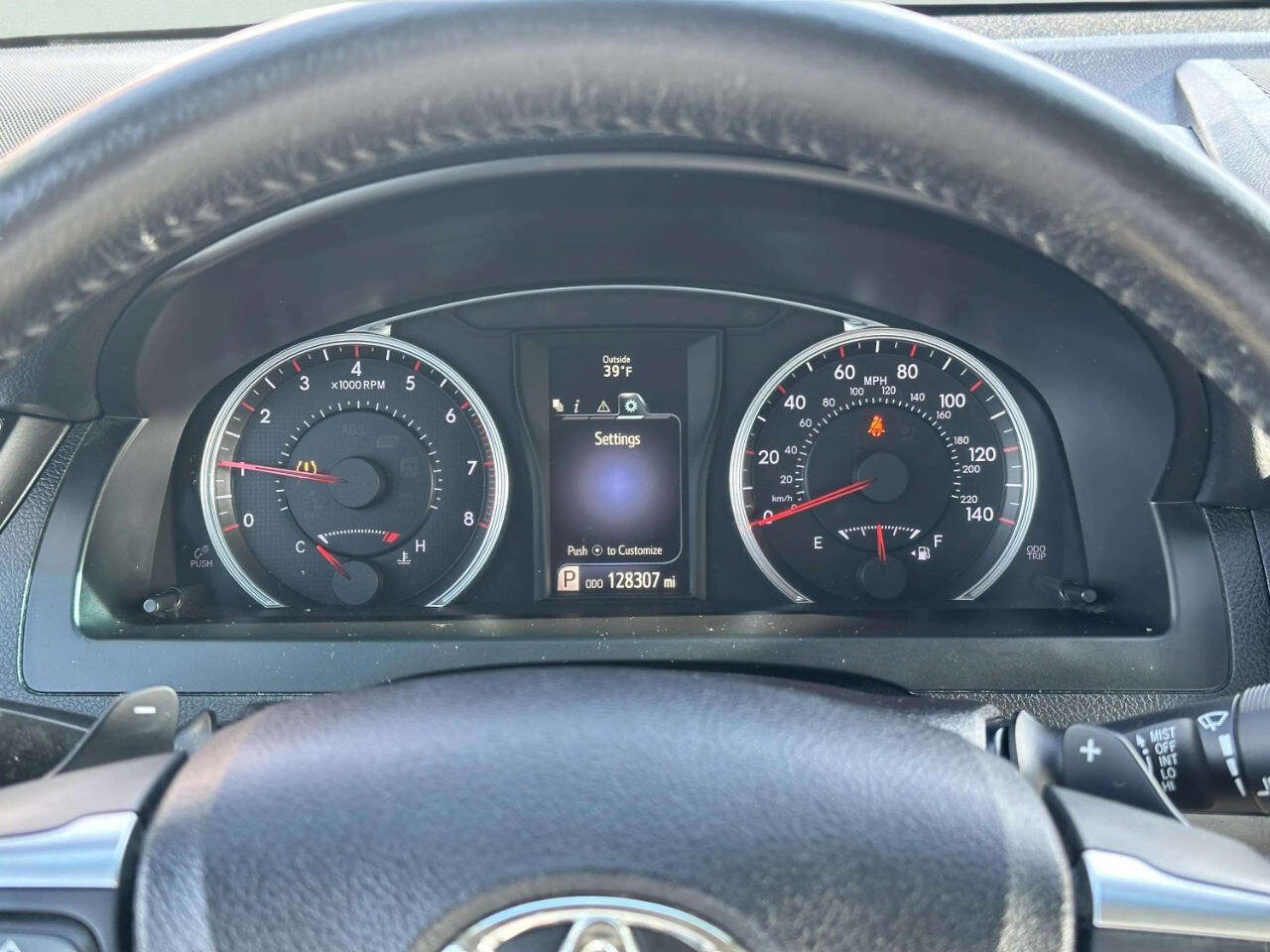 Used 2015 Toyota Camry SE FWD image 22
