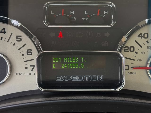 Used 2014 Ford Expedition XLT w/ Equipment Group 202A RWD image 13