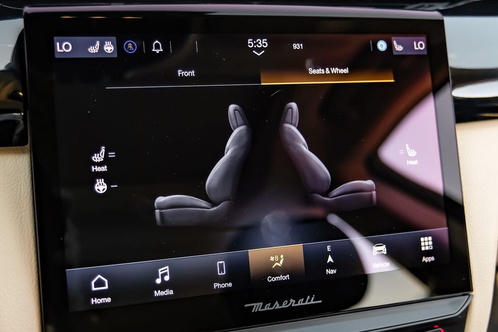 Used 2022 Maserati Quattroporte Modena RWD image 30