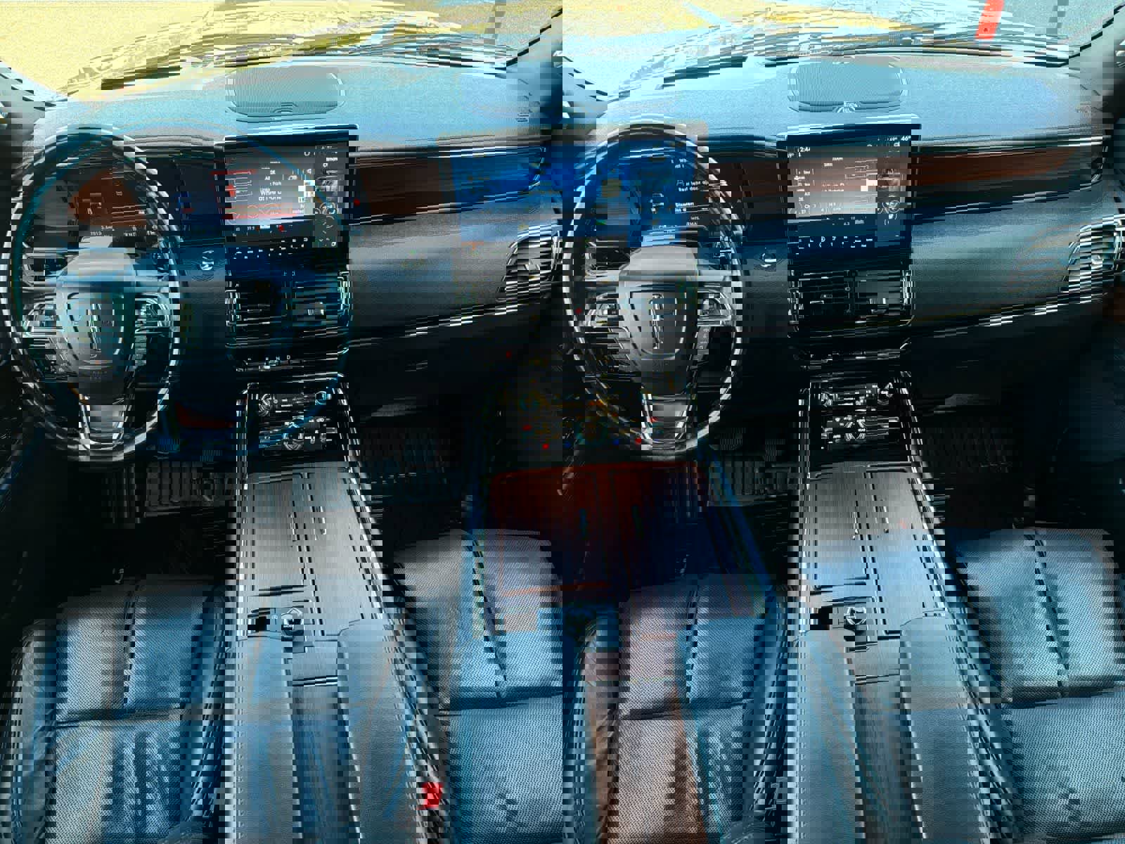 Used 2022 Lincoln Navigator L Reserve image 4