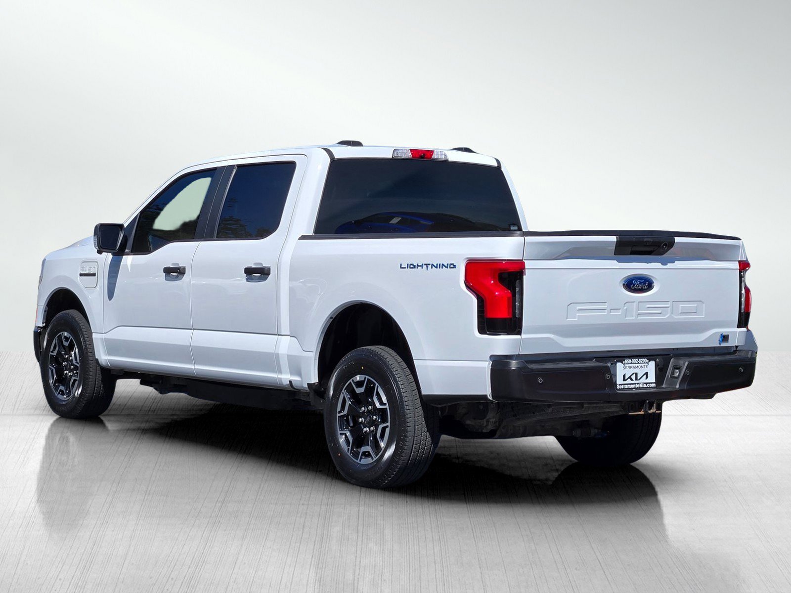 Used 2022 Ford F150 Lightning Pro w/ Tow Technology Package image 6