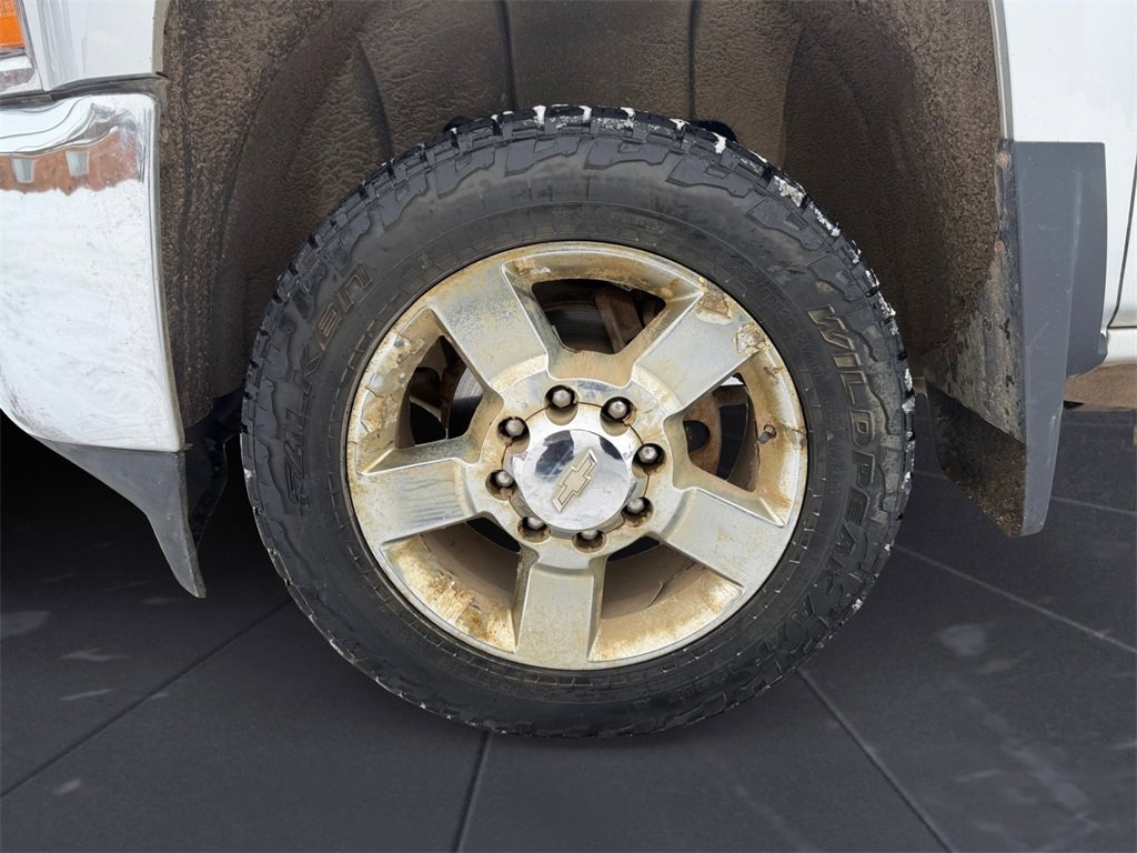 Used 2015 Chevrolet Silverado 2500 LTZ image 14
