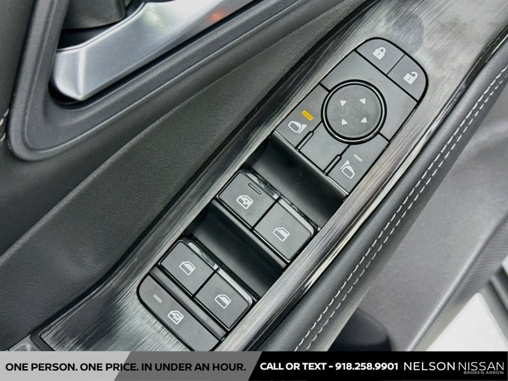 New 2026 Nissan Rogue Dark Armor FWD image 17