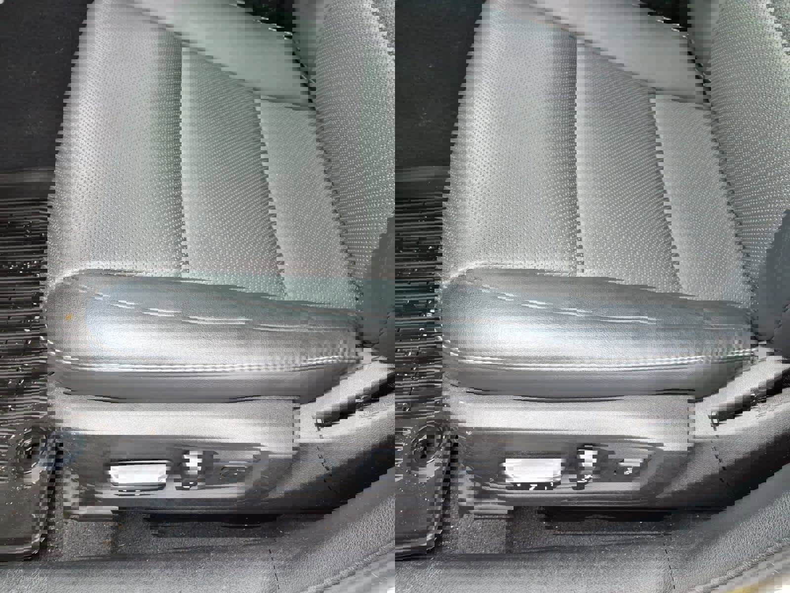 Used 2017 Lexus ES 350 w/ Navigation System Package image 14