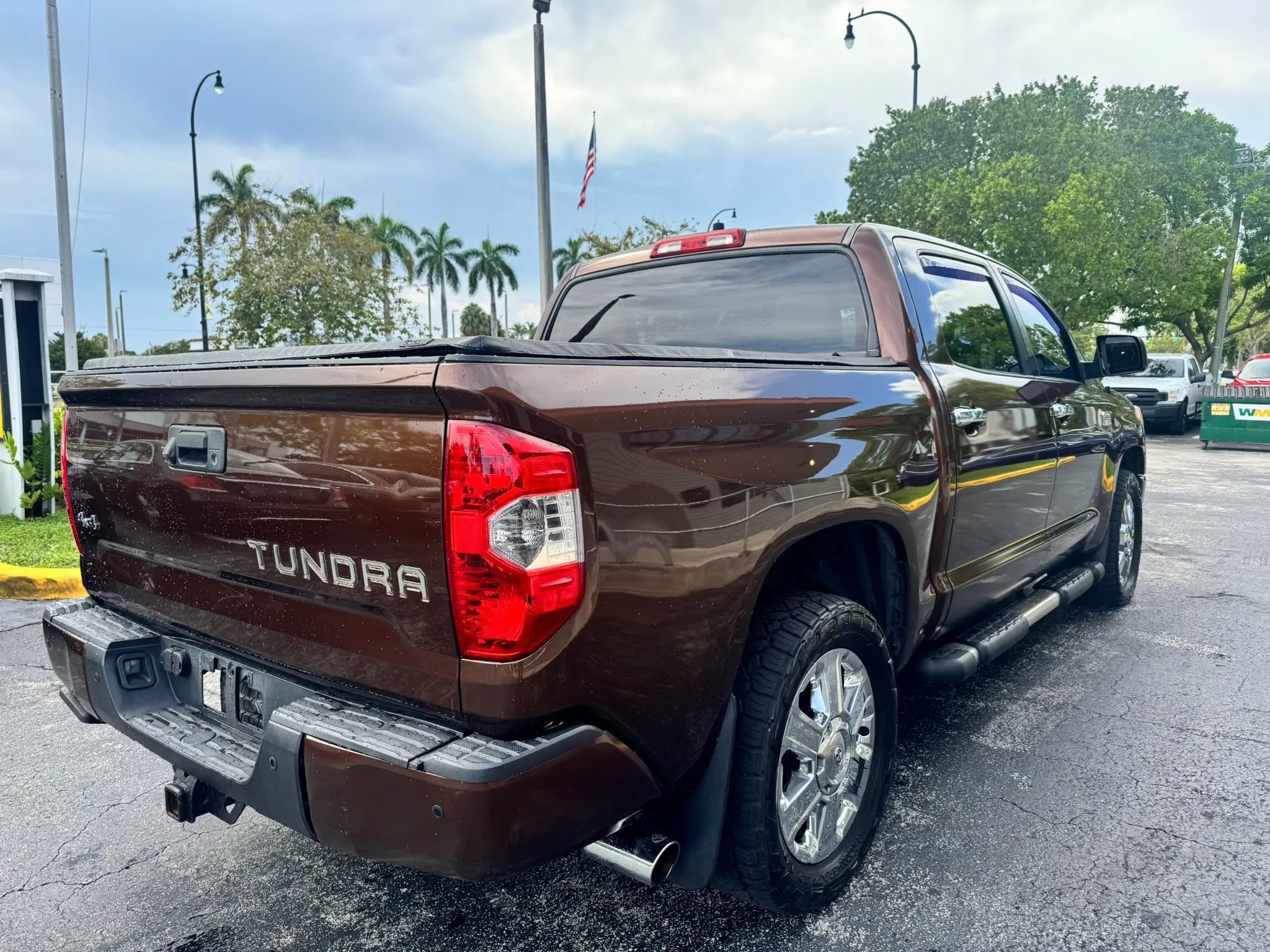 Used 2014 Toyota Tundra 1794 Edition AWD/4WD image 7