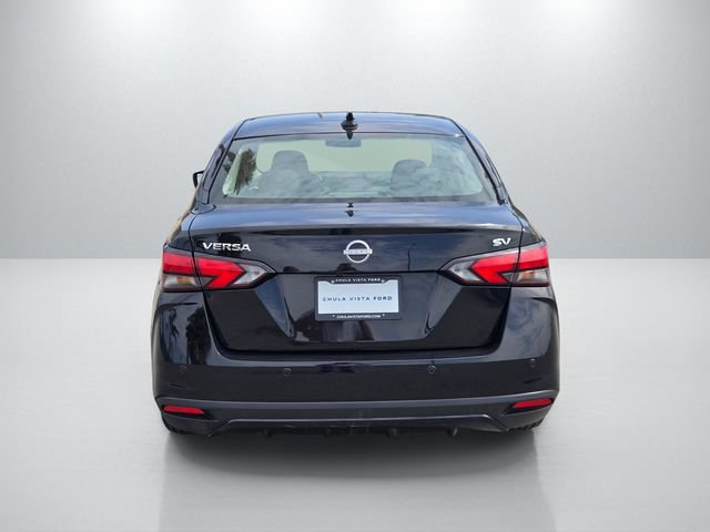 Used 2024 Nissan Versa SV FWD image 5