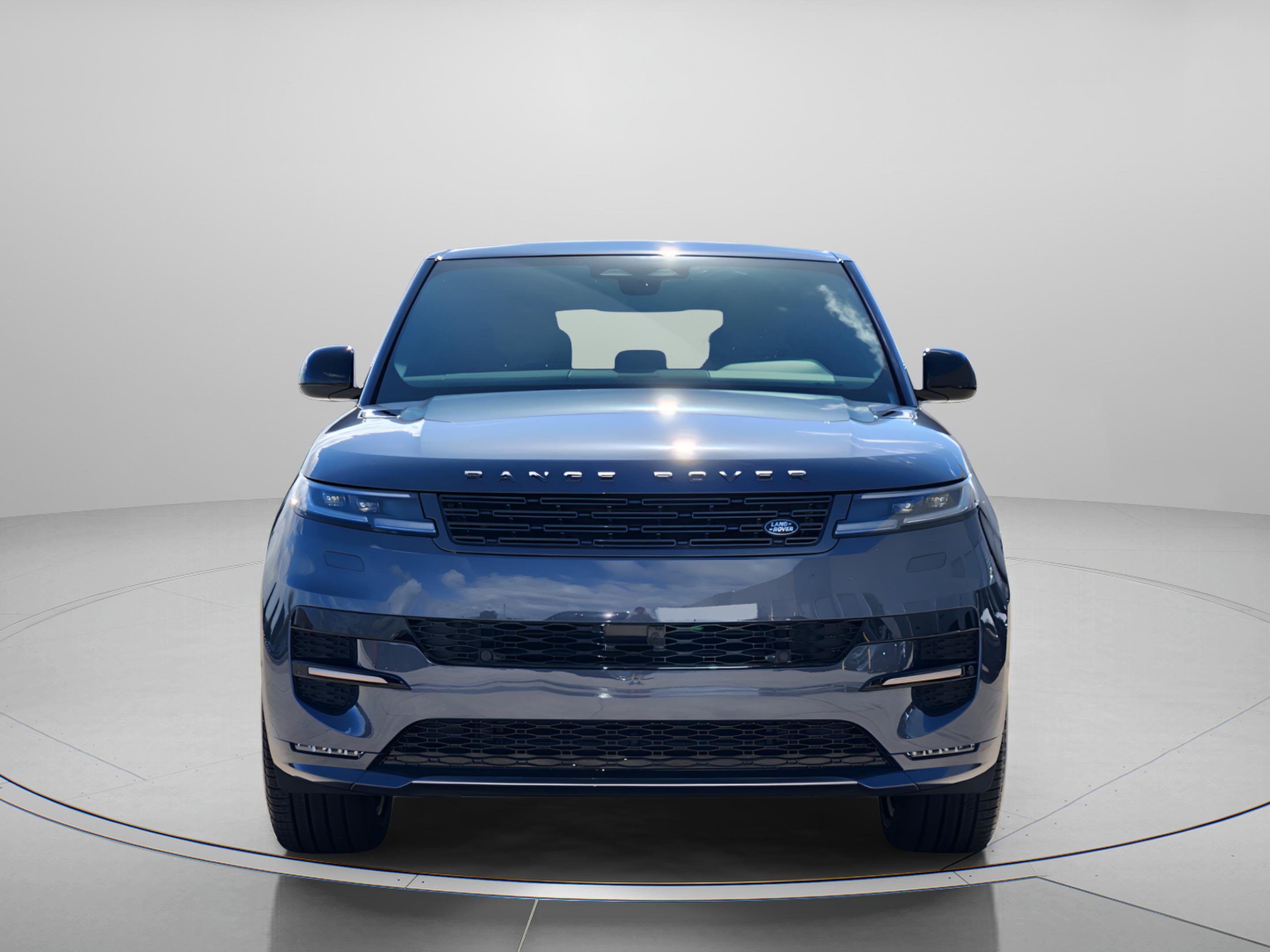 New 2026 Land Rover Range Rover Sport Dynamic SE AWD/4WD image 4