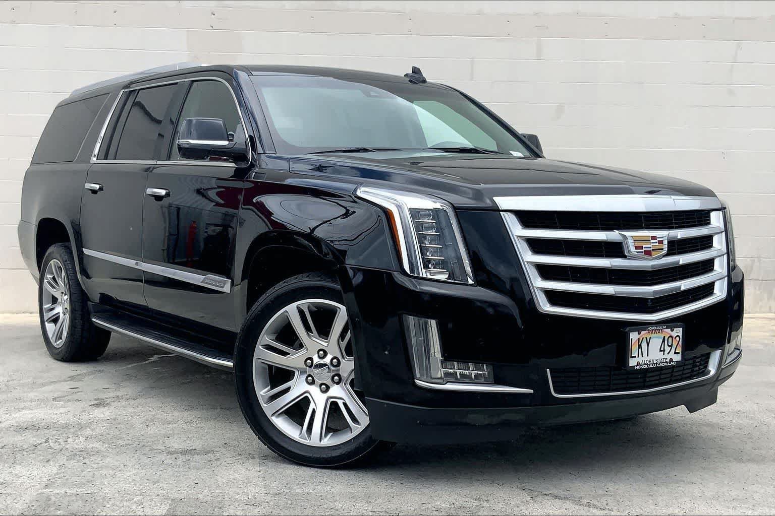 Used 2019 Cadillac Escalade ESV Luxury AWD/4WD image 21