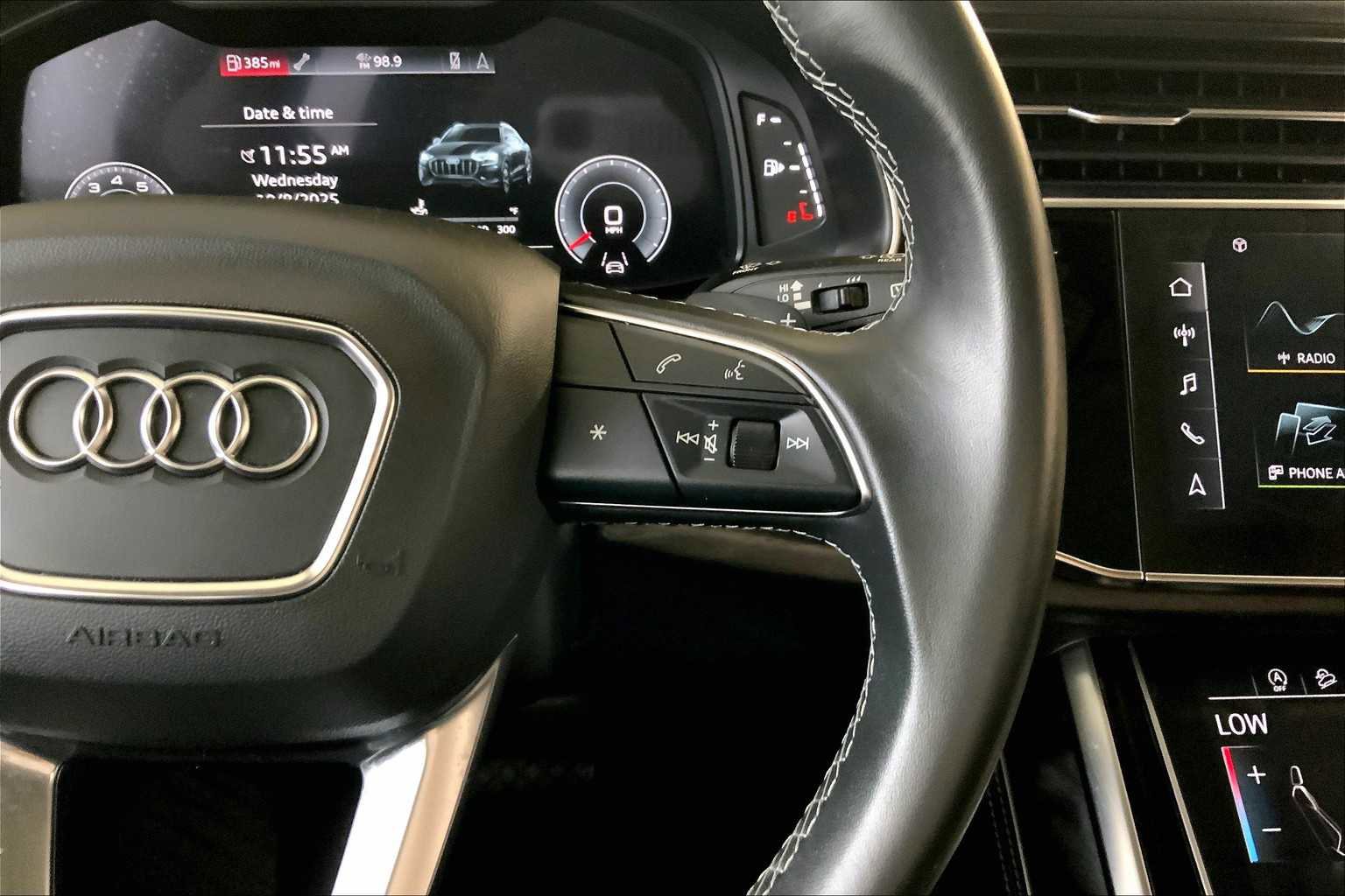 Used 2023 Audi Q8 Prestige image 24