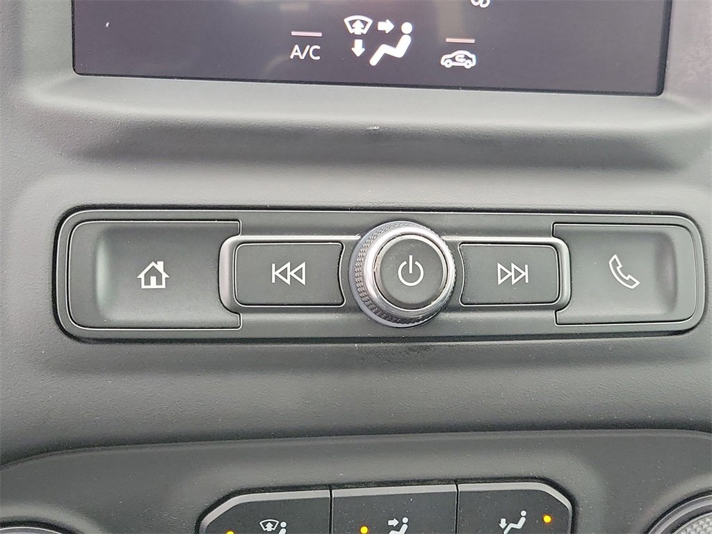 Used 2020 Chevrolet Silverado 1500 Custom w/ Custom 2.7L Value Package image 26