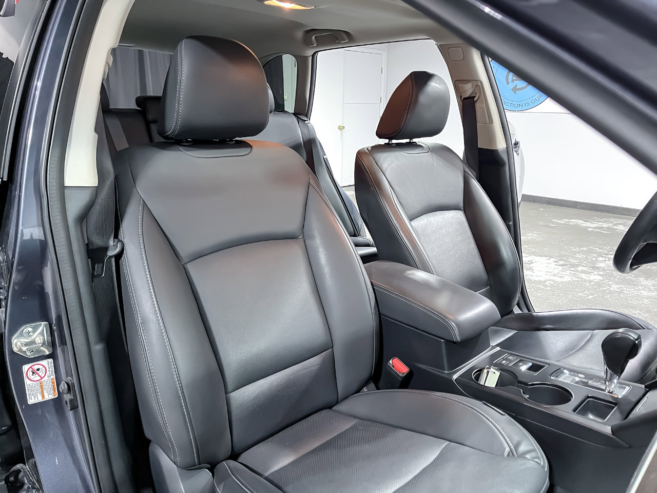 Used 2017 Subaru Outback 2.5i Limited image 16