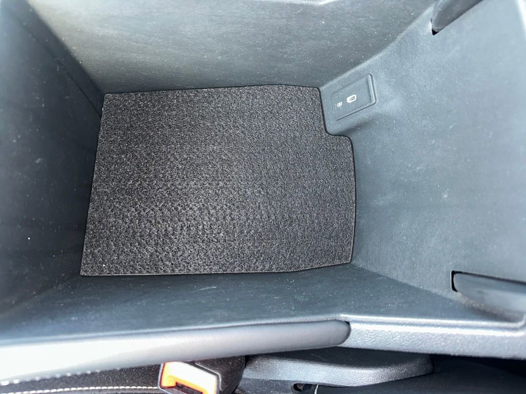 Used 2025 Volkswagen Atlas SE image 17