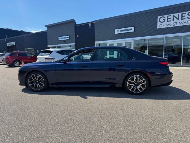 Used 2023 BMW 760i xDrive AWD/4WD image 5