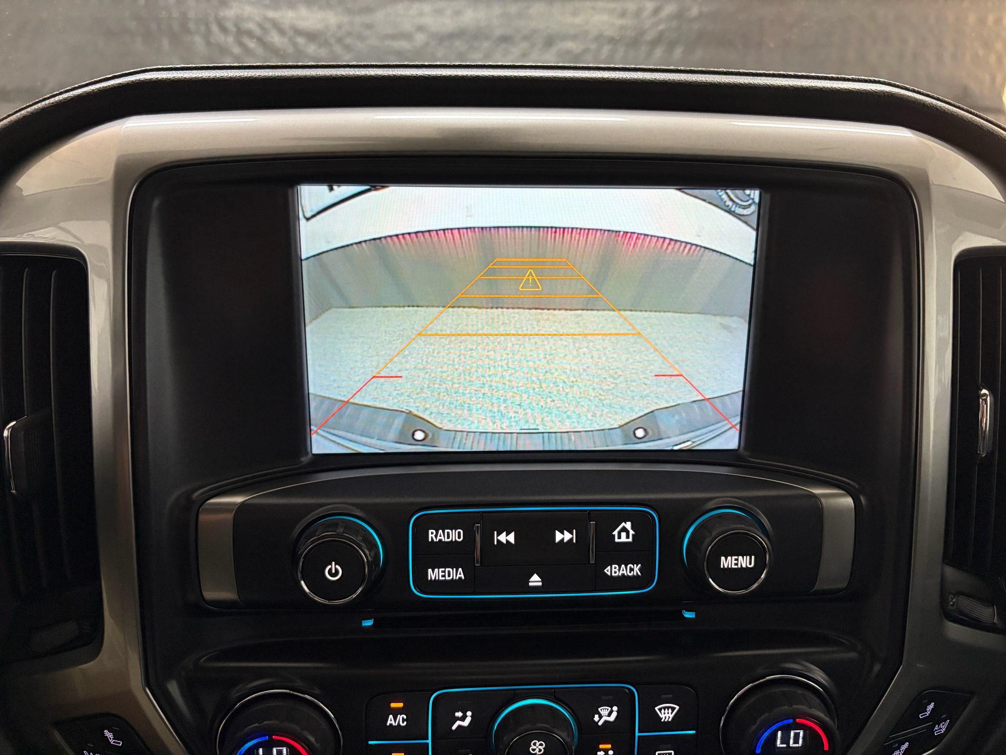 Used 2015 Chevrolet Silverado 1500 LTZ Z71 w/ LTZ Plus Package AWD/4WD image 14