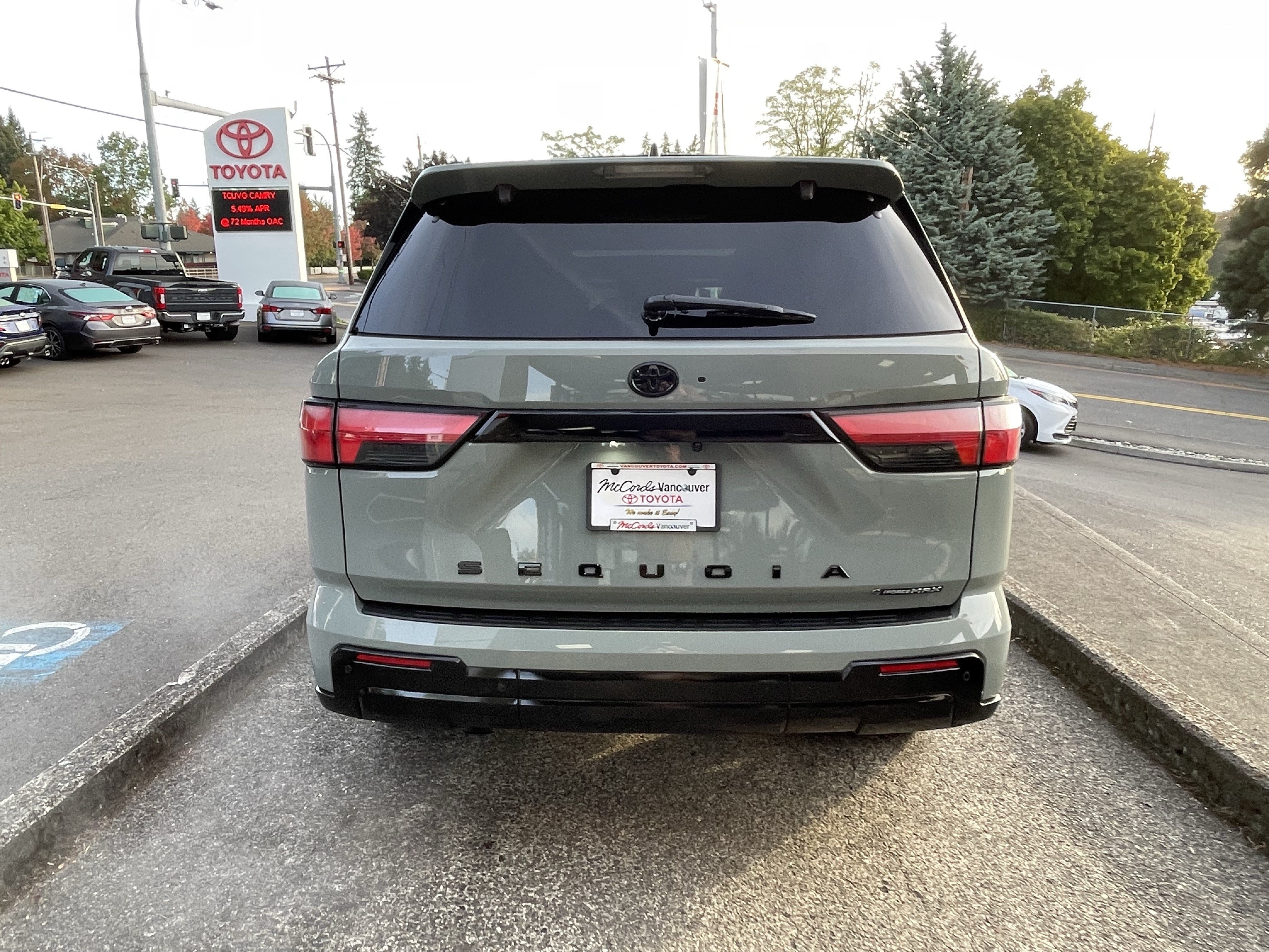 Certified 2026 Toyota Sequoia Platinum AWD/4WD image 8