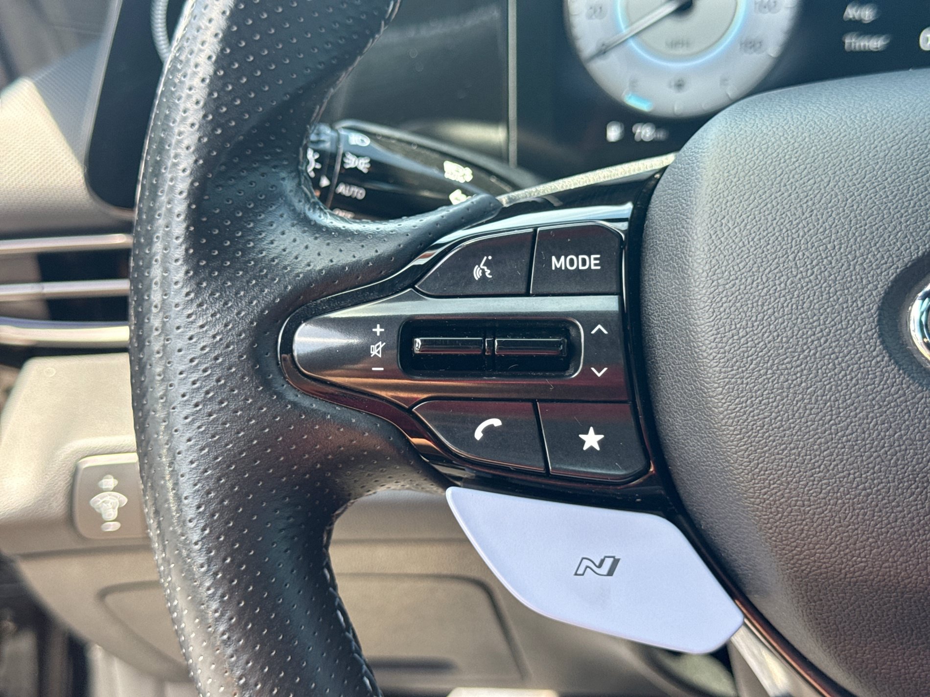 Used 2022 Hyundai Elantra N FWD image 25