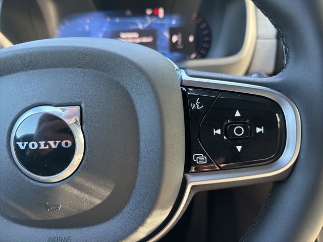 New 2026 Volvo XC90 B6 Plus w/ Protection Package Premier image 27