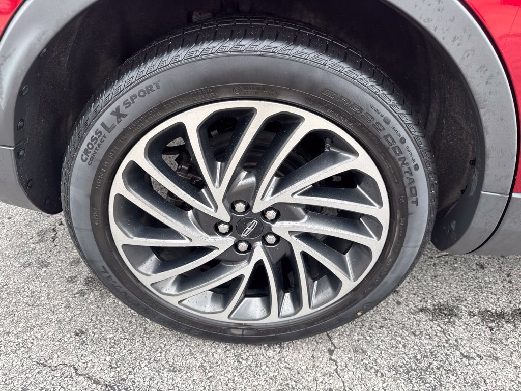Used 2019 Lincoln Nautilus Reserve w/ Driver Assistance Package FWD image 45