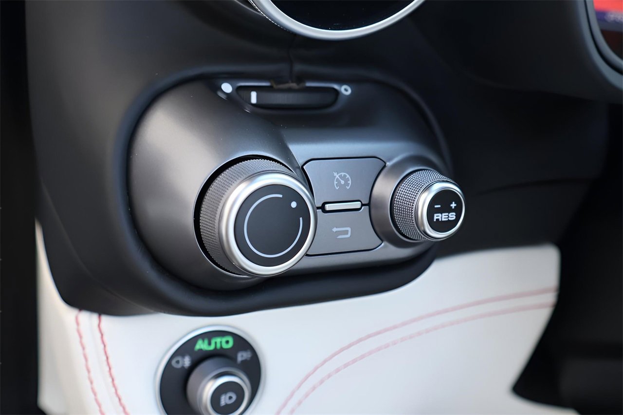 Used 2023 Ferrari Portofino M image 21