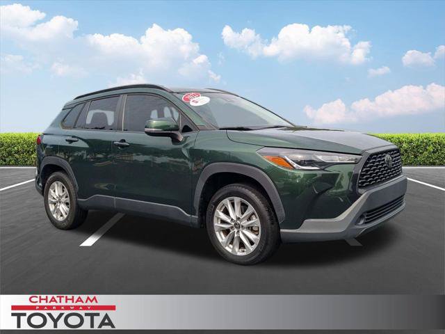 Certified 2022 Toyota Corolla Cross LE FWD image 1