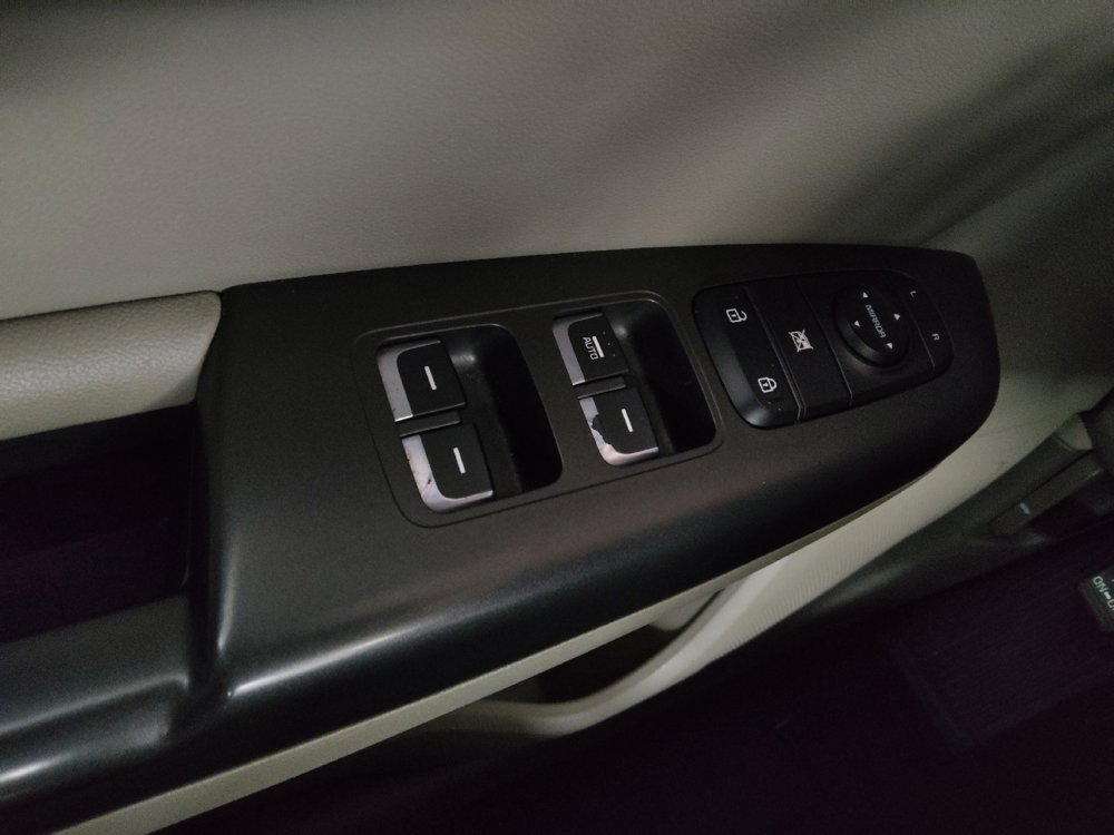 Used 2017 Kia Sportage EX image 27