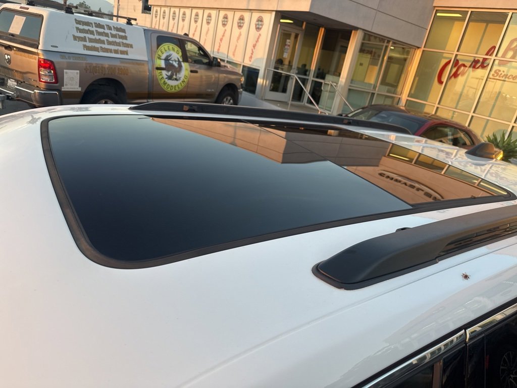 Certified 2024 Jeep Grand Cherokee Limited image 12