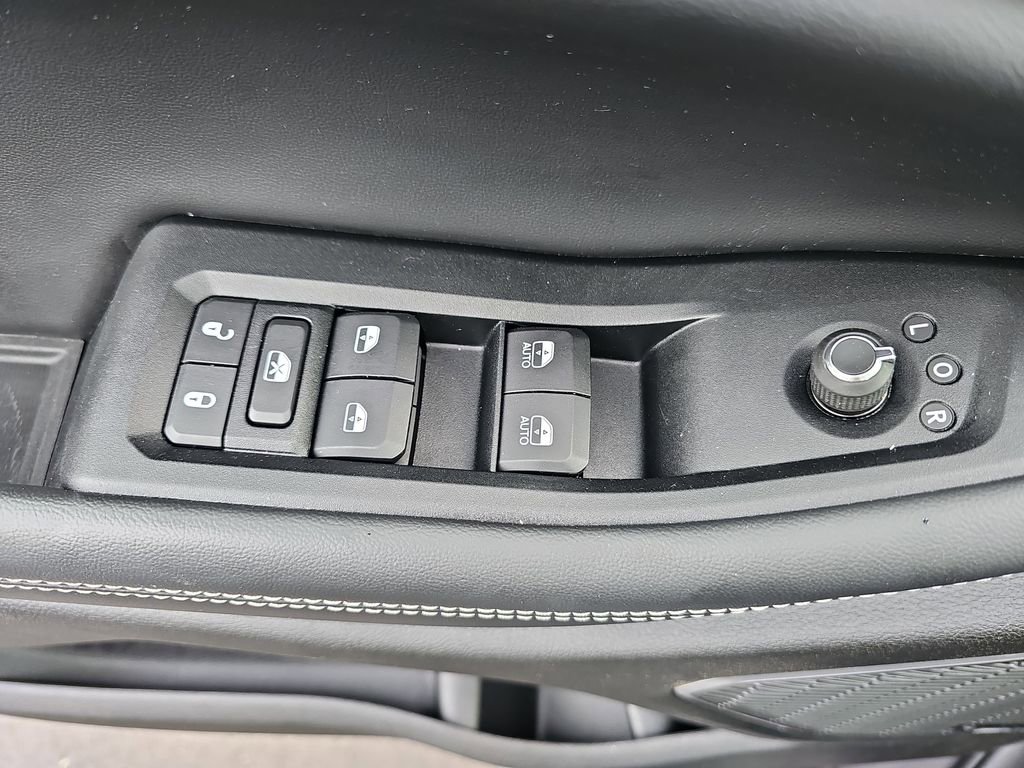 Used 2022 Jeep Grand Cherokee Limited 4xe w/ MOPAR Finishing Package image 32