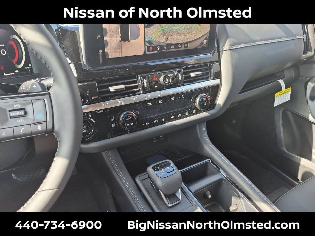 New 2026 Nissan Pathfinder Platinum AWD/4WD image 14