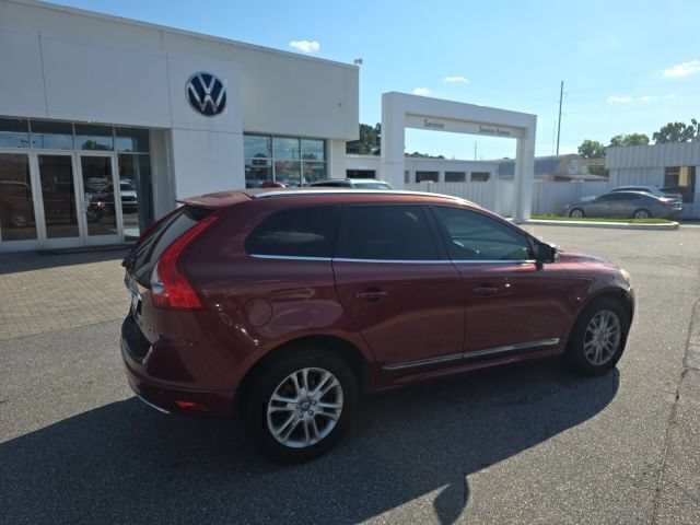 Used 2016 Volvo XC60 T5 Premier w/ Proximity Package FWD image 3