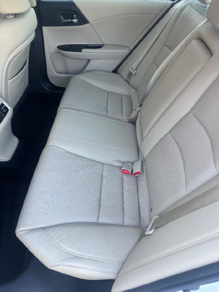 Used 2014 Honda Accord EX-L image 31