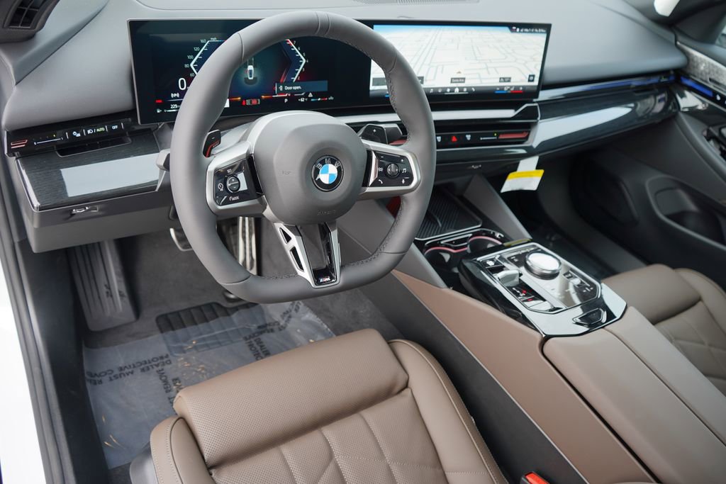 New 2026 BMW 530i xDrive w/ M Sport Package image 13