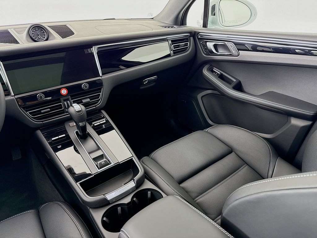 New 2026 Porsche Macan S AWD/4WD image 26