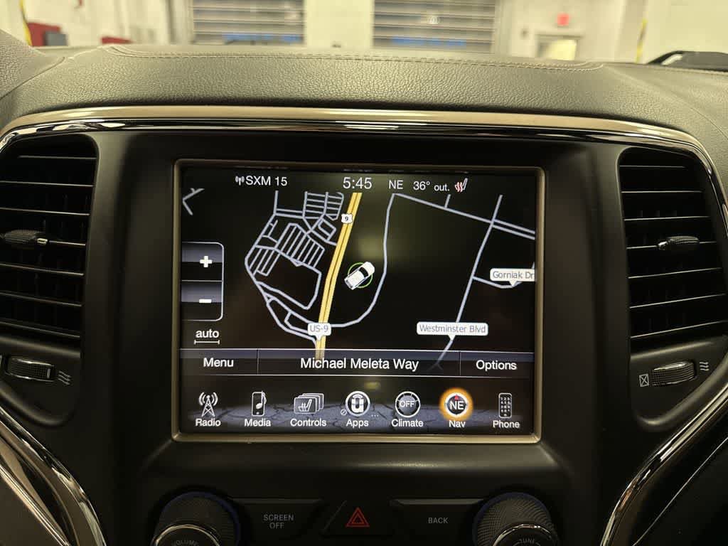 Used 2016 Jeep Grand Cherokee Overland AWD/4WD image 20