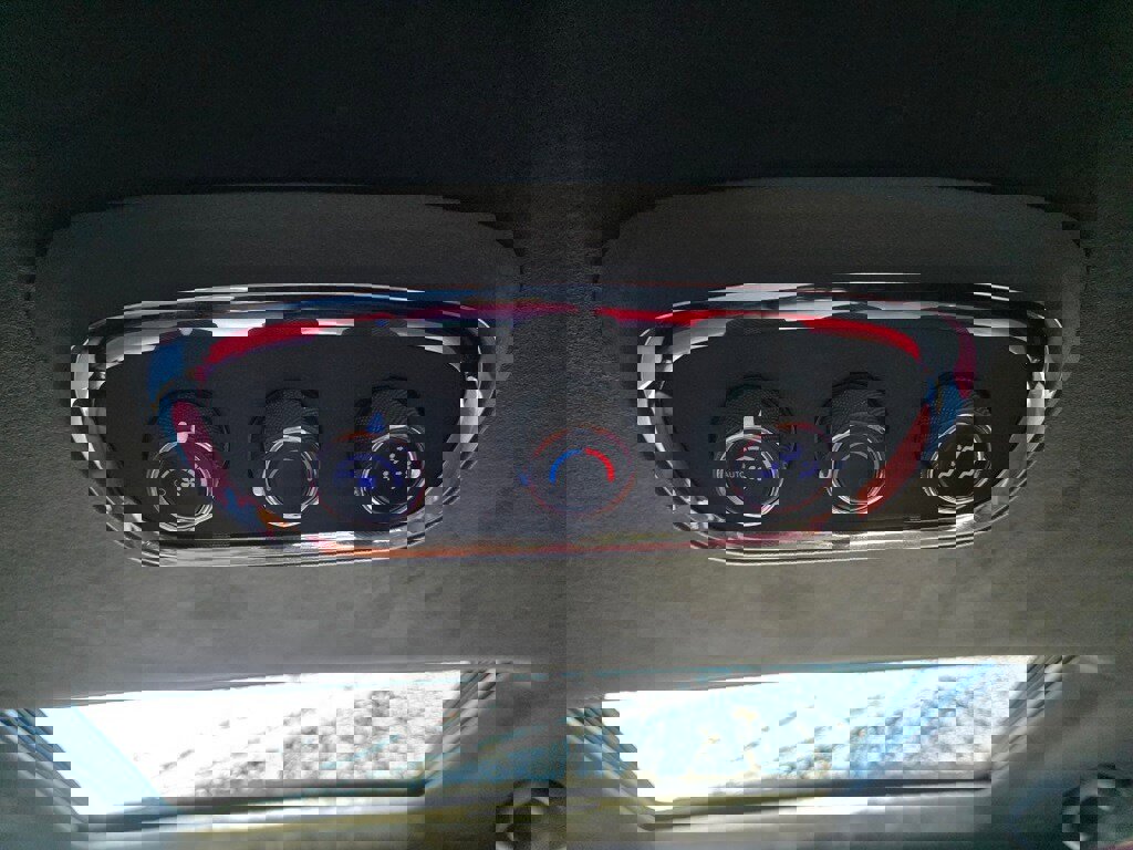 Used 2020 Dodge Durango R/T w/ Technology Group image 23