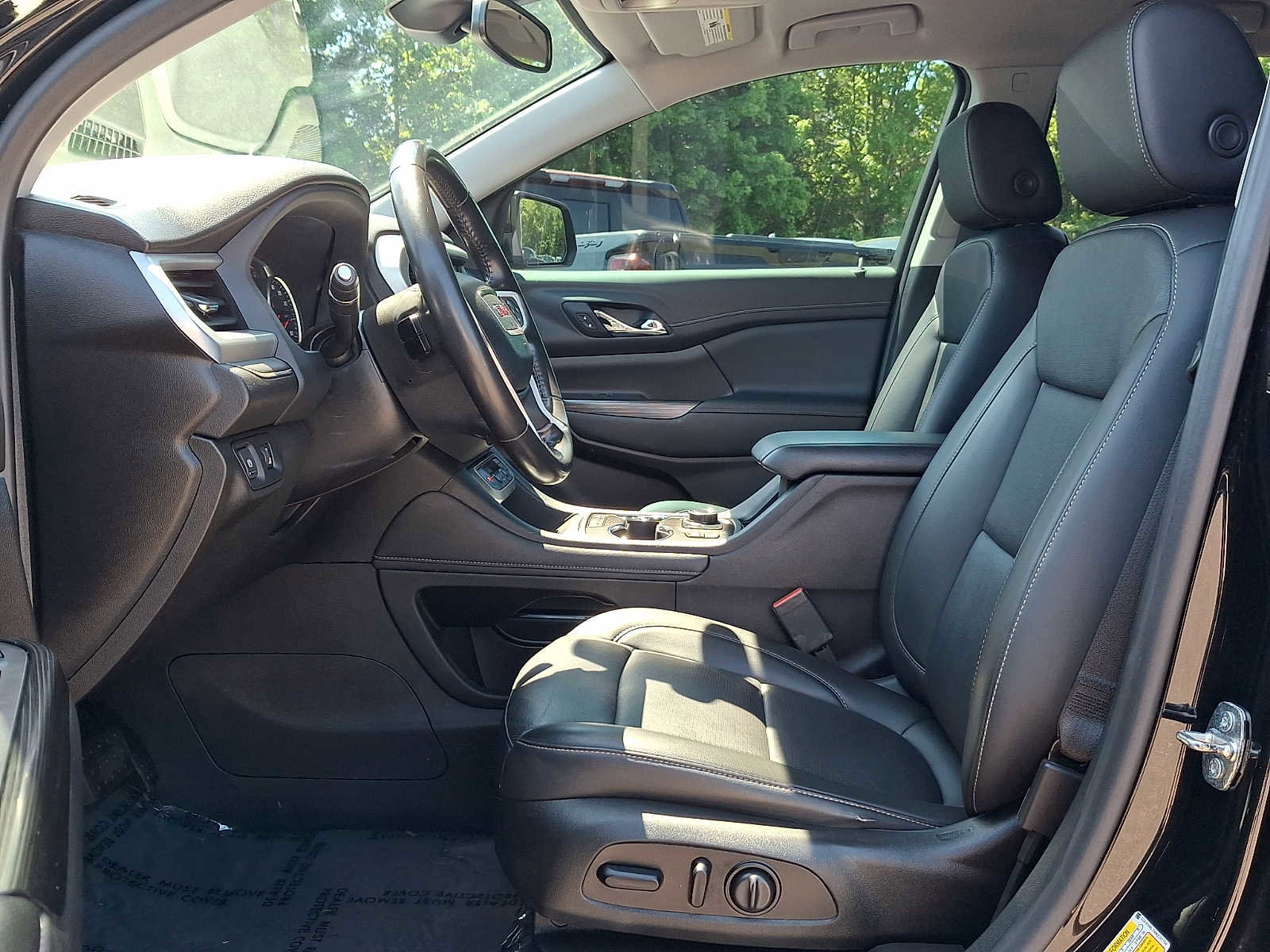 Used 2021 GMC Acadia SLT w/ Elevation Edition FWD image 16