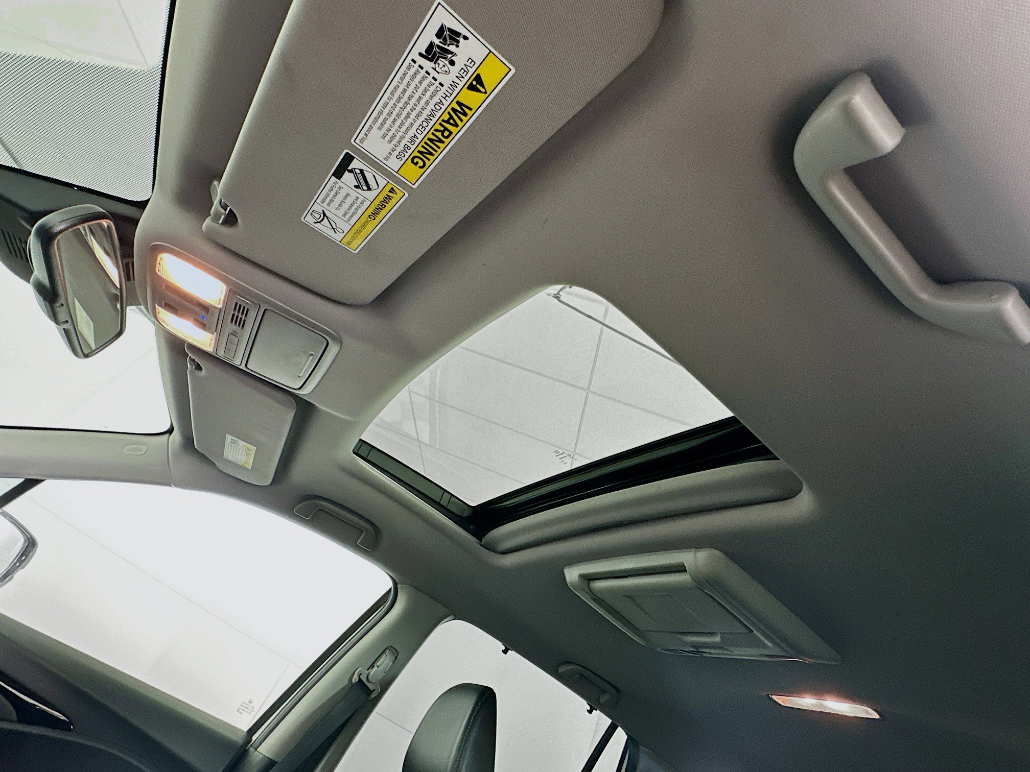 Used 2018 Honda Pilot Touring image 25