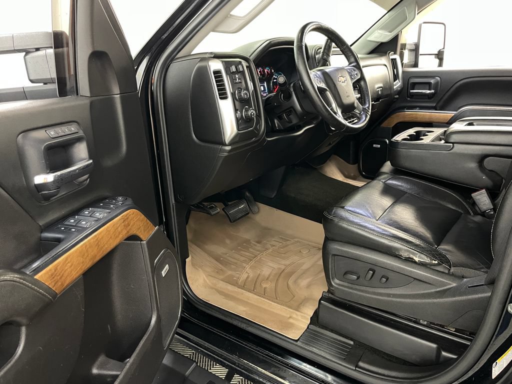 Used 2018 Chevrolet Silverado 3500 LTZ w/ Duramax Plus Package AWD/4WD image 24