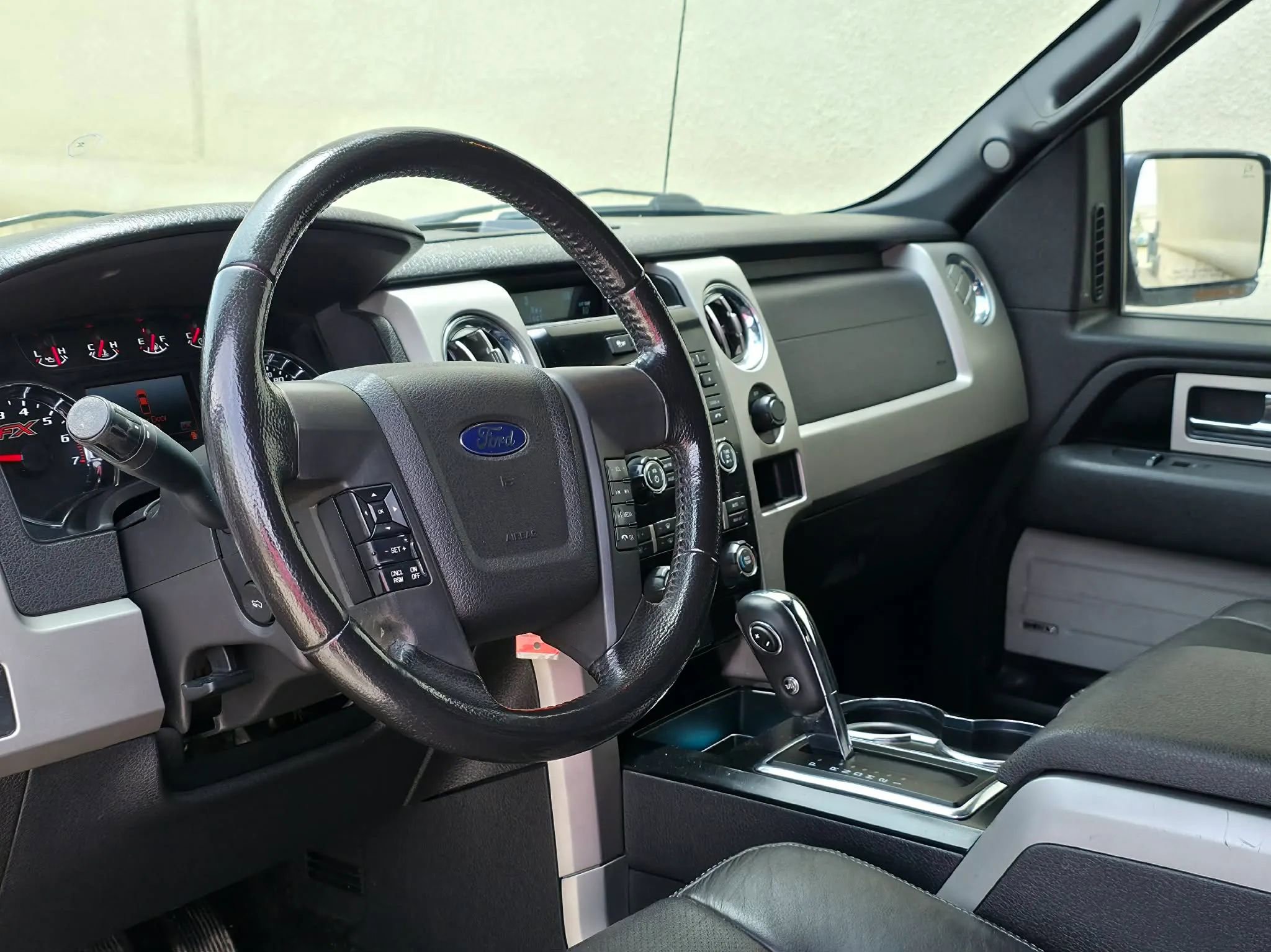 Used 2012 Ford F150 FX4 w/ FX Luxury Pkg AWD/4WD image 9
