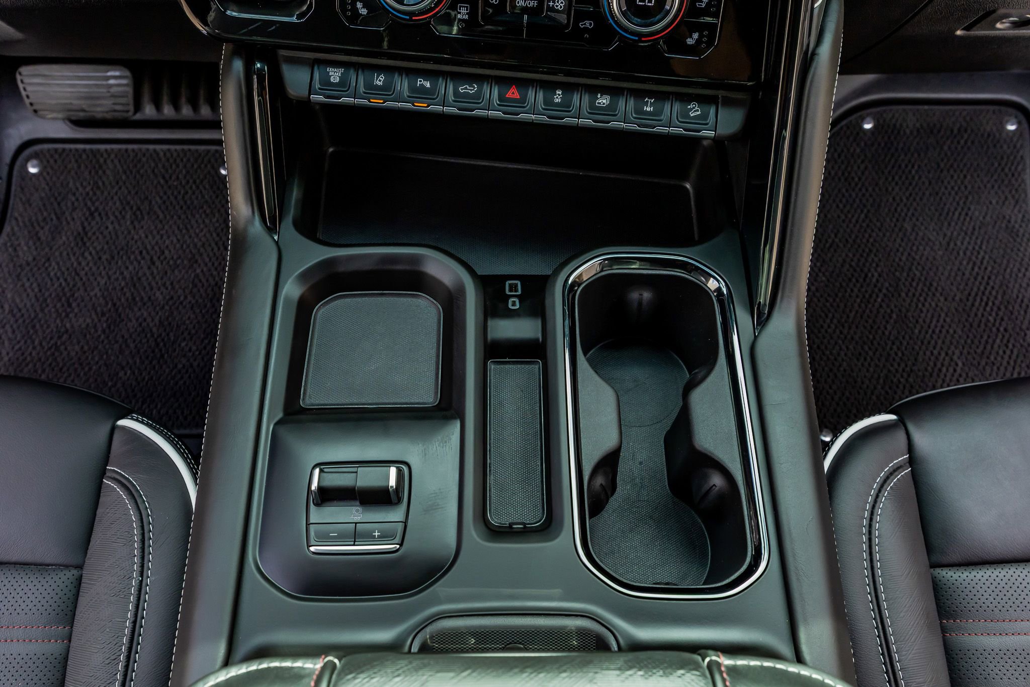 Used 2026 GMC Sierra 2500 AT4X image 28